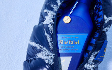 Johnnie Walker Blue Ice Chalet con Estuche Bolso